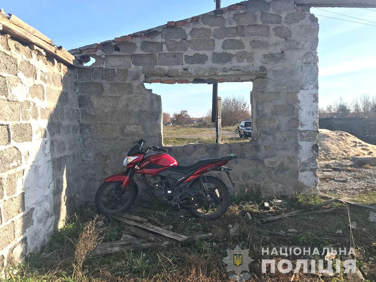 Володимирецькі оперативники викрили раніше судимого чоловіка на угоні мотоцикла