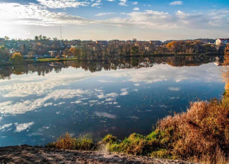 Якщо сьогодні випаде сніжна крупа чи град, то 22 листопада зима на ноги встане