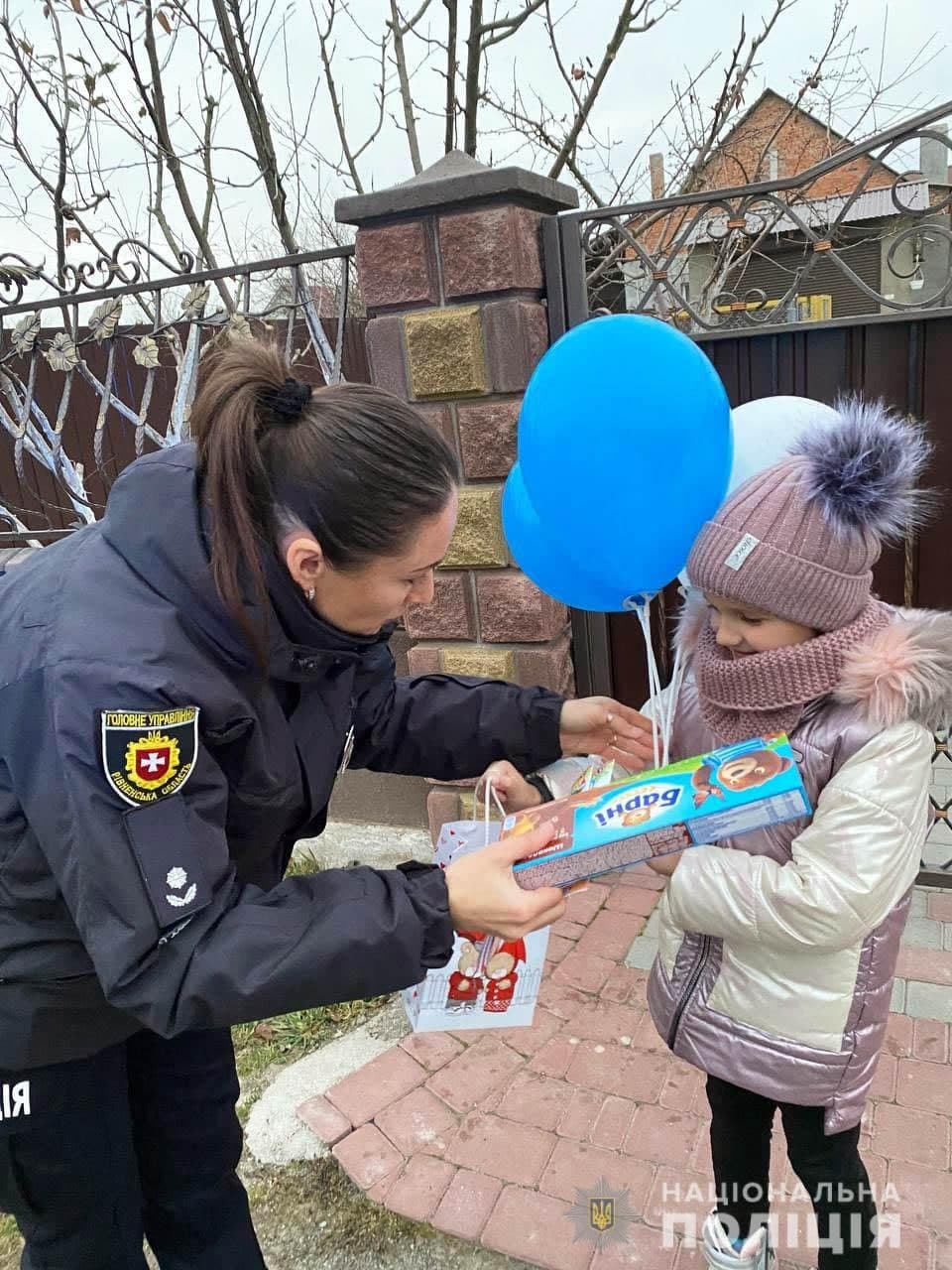 Мрію дівчинки з Рівненщини здійснили поліцейські