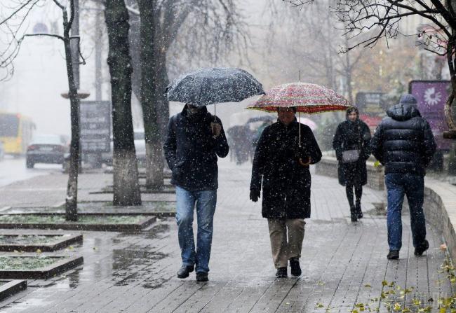 Різдво прийде у Рівне з мокрим снігом