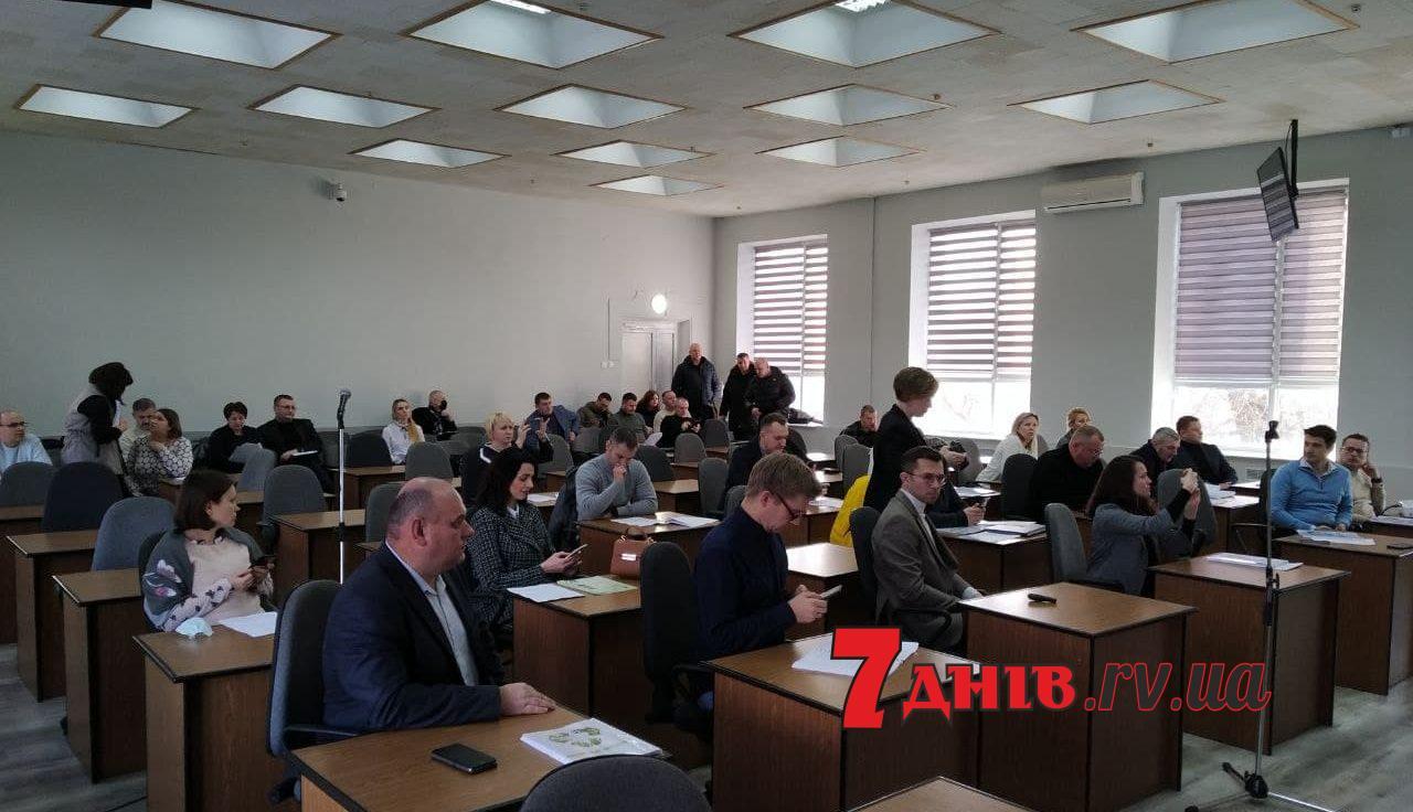 У Рівному представлять дорожню карту програми з поводження із сміттям
