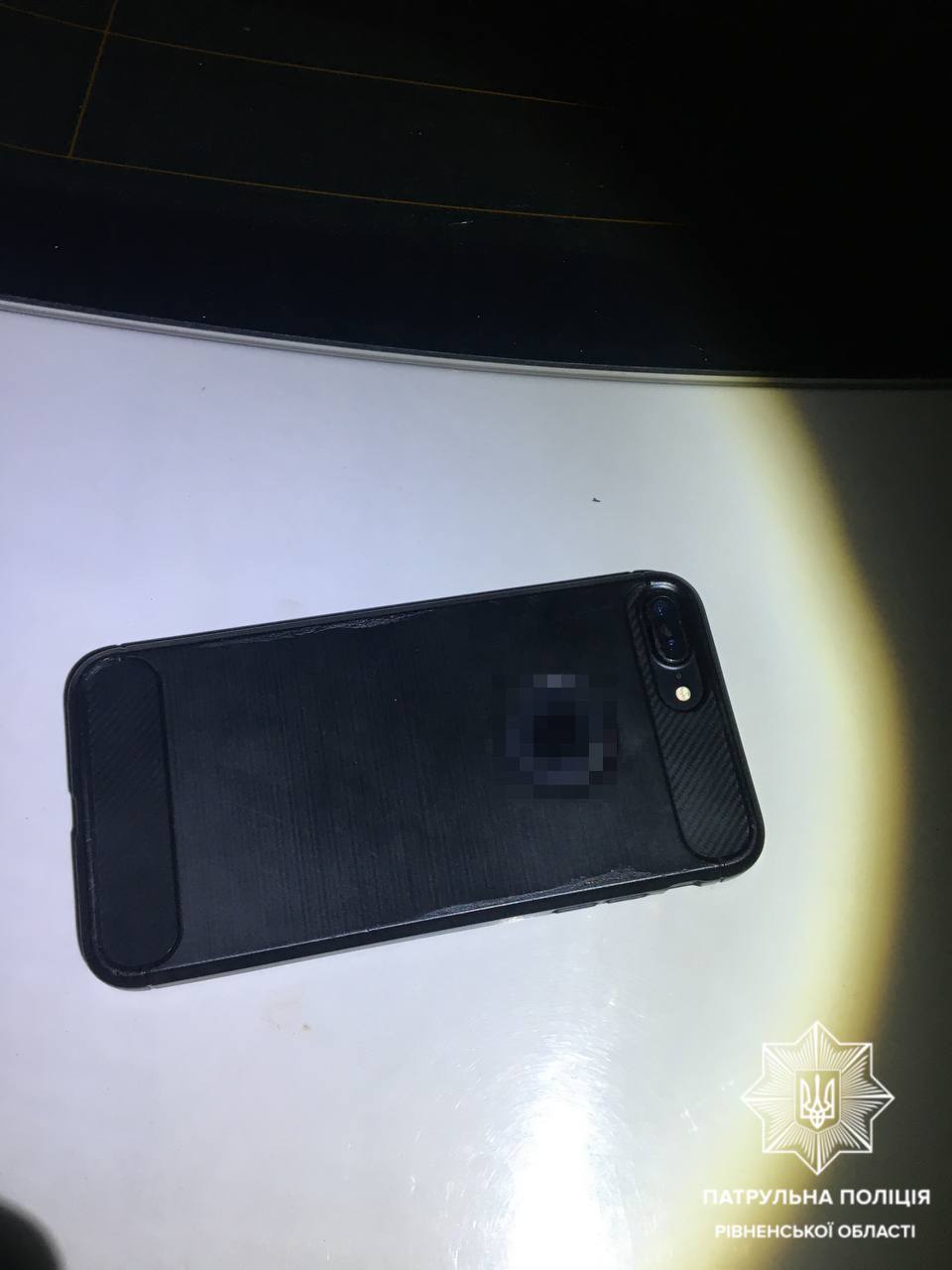 В Рівному біля залізничного вокзалу пограбували 16-річного хлопця