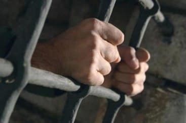 9 років за гратами проведе житель Рівного, який завдав ножові поранення знайомому