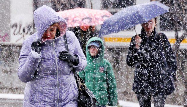 Про підвищений рівень небезпечності на Рівненщині попереджають метеорологи