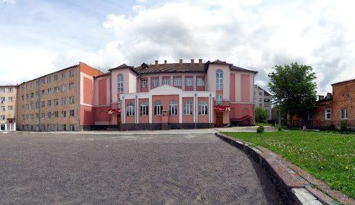 У Рівному школи перетворять на ліцеї та гімназії