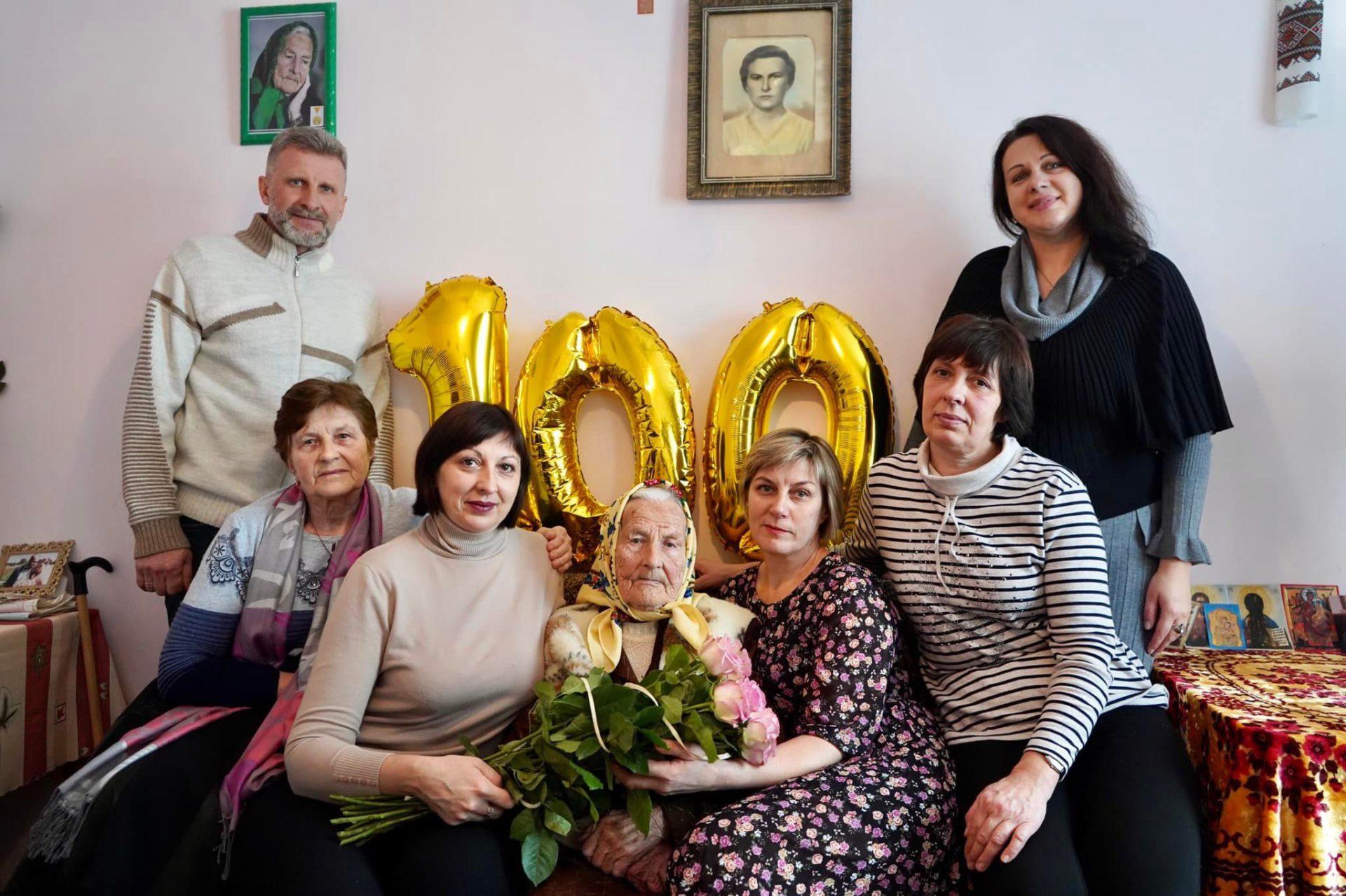 100-річний ювілей зустріла здолбунівчанка у родинному колі