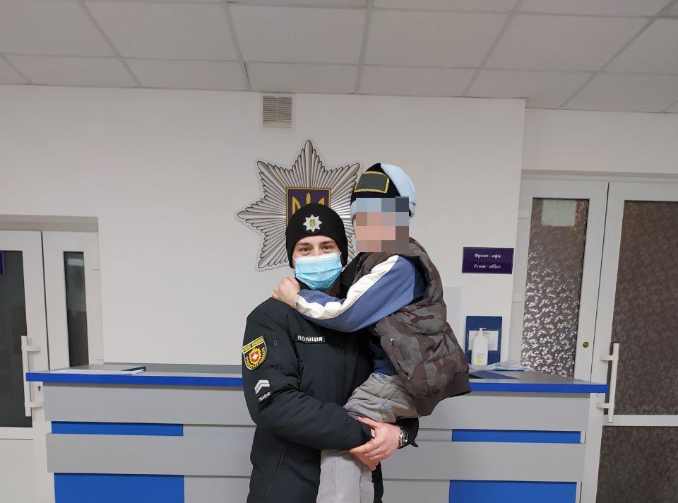 Різдвяні пригоди малолітнього волинянина на Рівненщині закінчилися благополучно