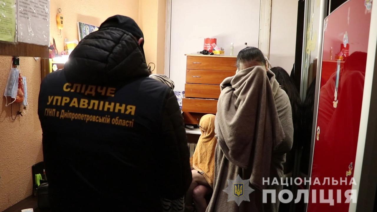 Нацполіція ліквідувала мережу місць розпусти у 15 областях і столиці