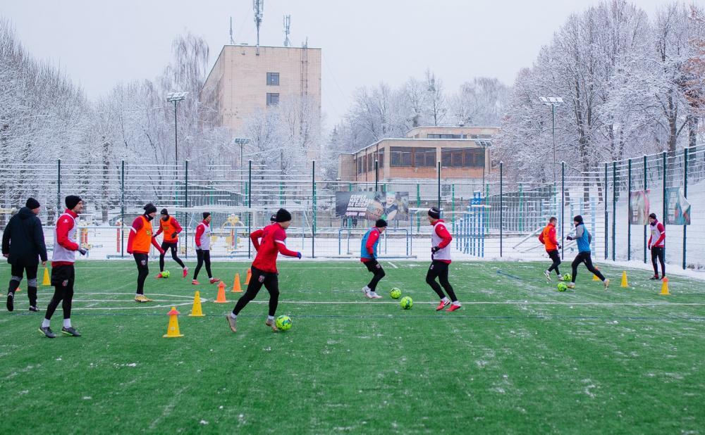 У готельному комплексі розпочинають підготовку до нового сезону футболісти “Вереса”