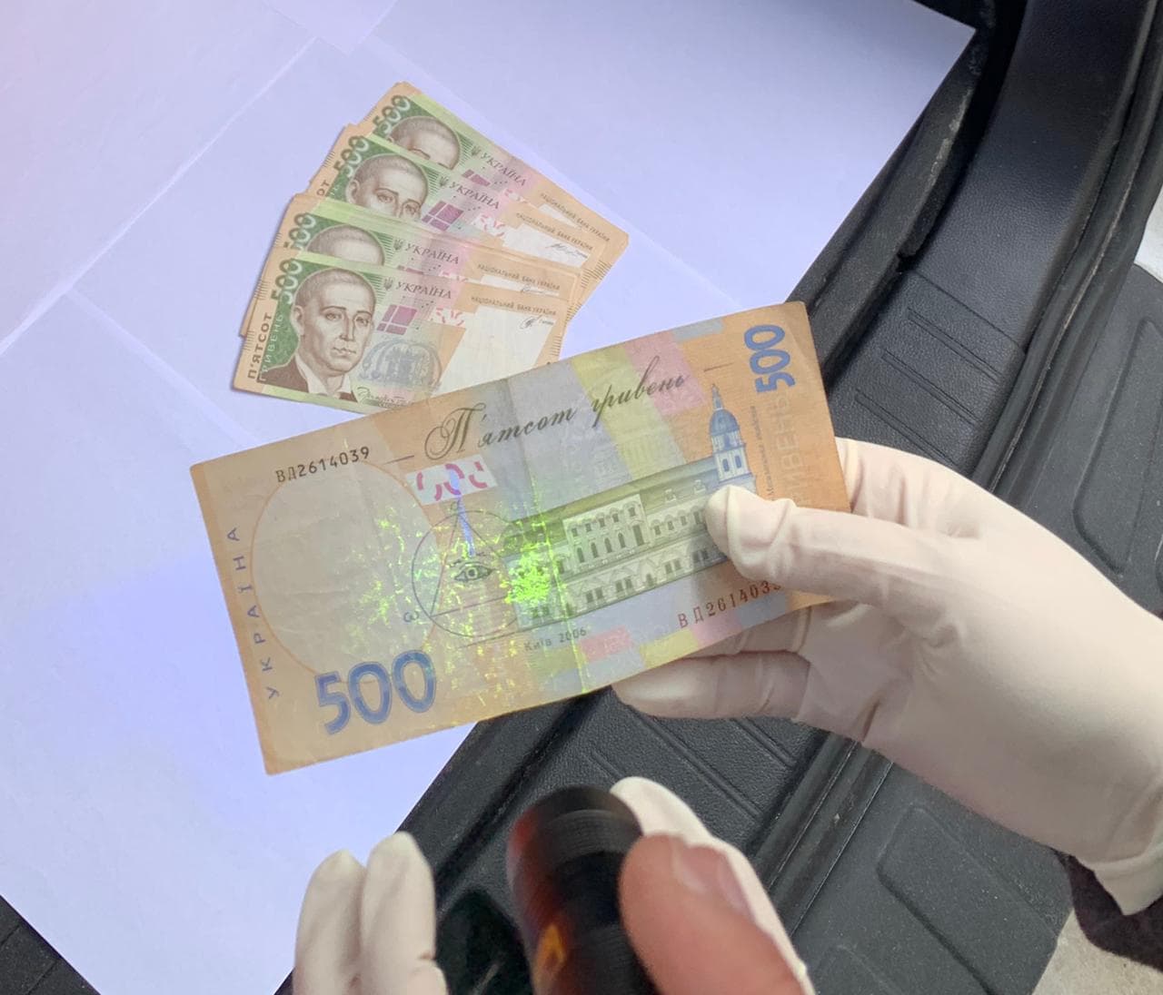 11 жителів Рівненщини судитимуть за надання або одержання хабарів