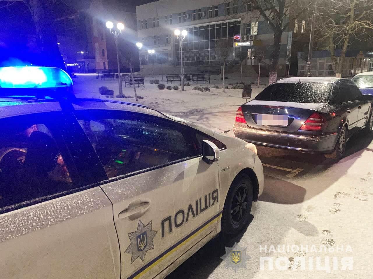 У Костополі порушник хотів відкупитися від адмінвідповідальності, бо не мав посвідчення водія