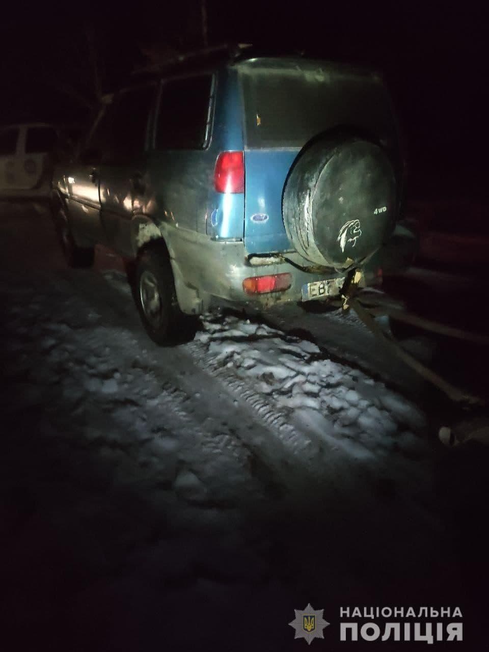 На Сарненщині поліцейські впіймали крадіїв лісу
