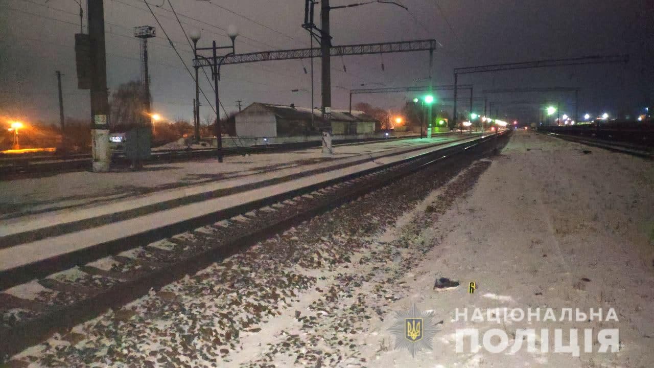 У Дубно під потягом загинув неповнолітній