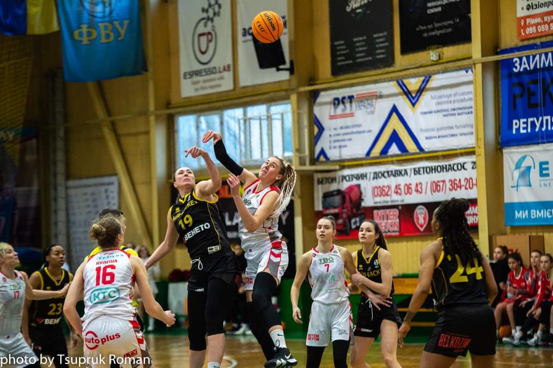 Рівнянки і у повторному матчі не змогли здобути перемогу у столичних баскетболісток