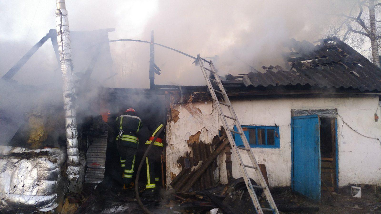 На Дубенщині вогнеборці ліквідували пожежу у приватному господарстві
