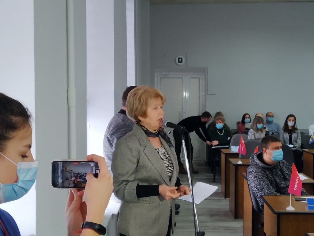 Туровська