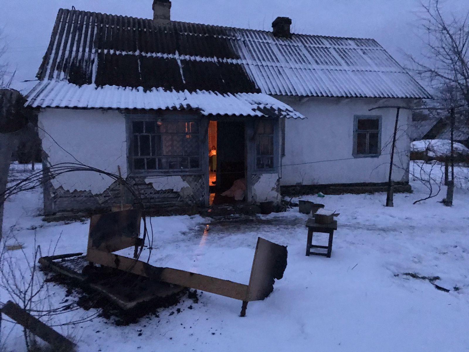На Костопільщині чоловік згорів у власному будинку: пожежників не викликали