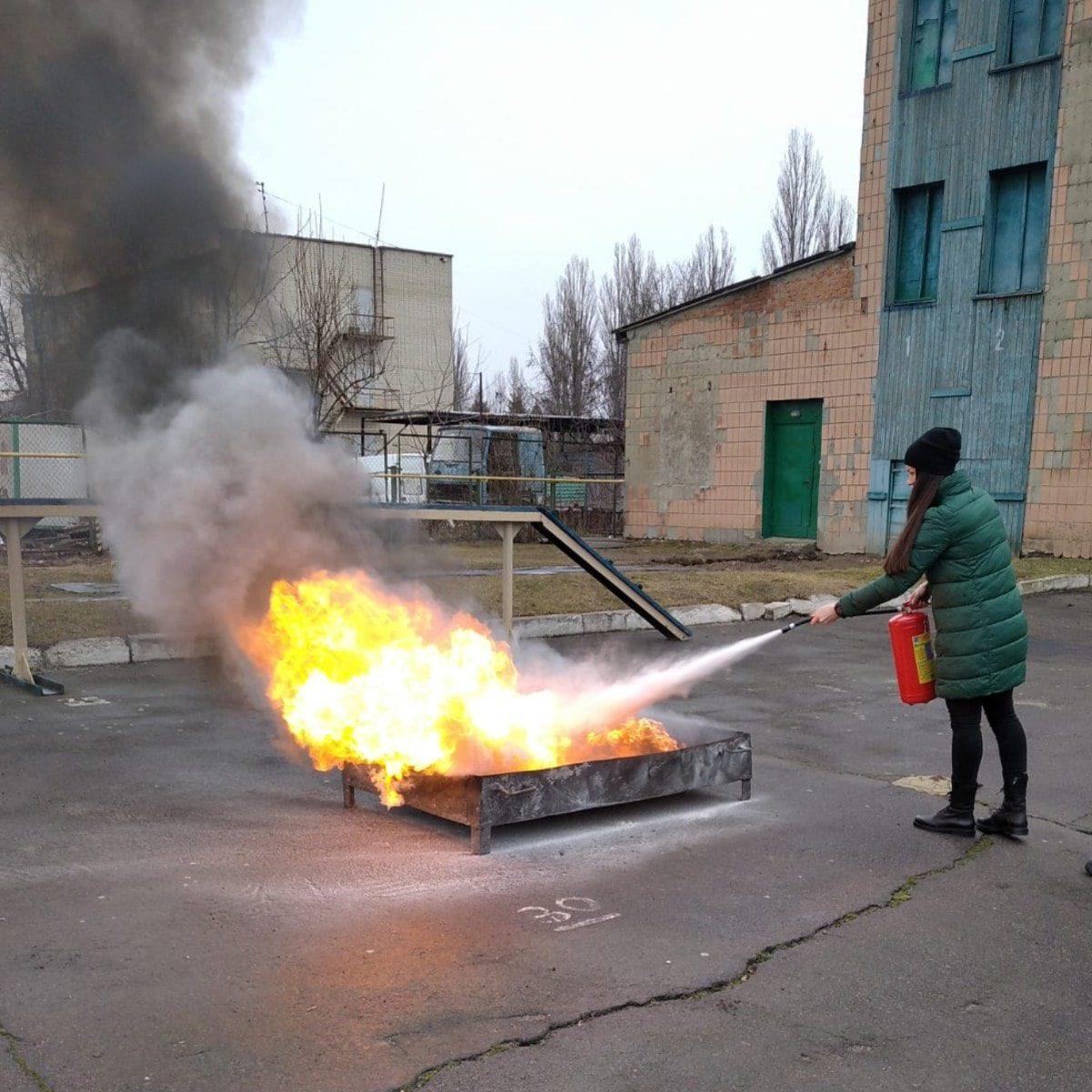 Рятувальники Рівненщини продовжують проводити тренінги дій у разі виникнення надзвичайних подій