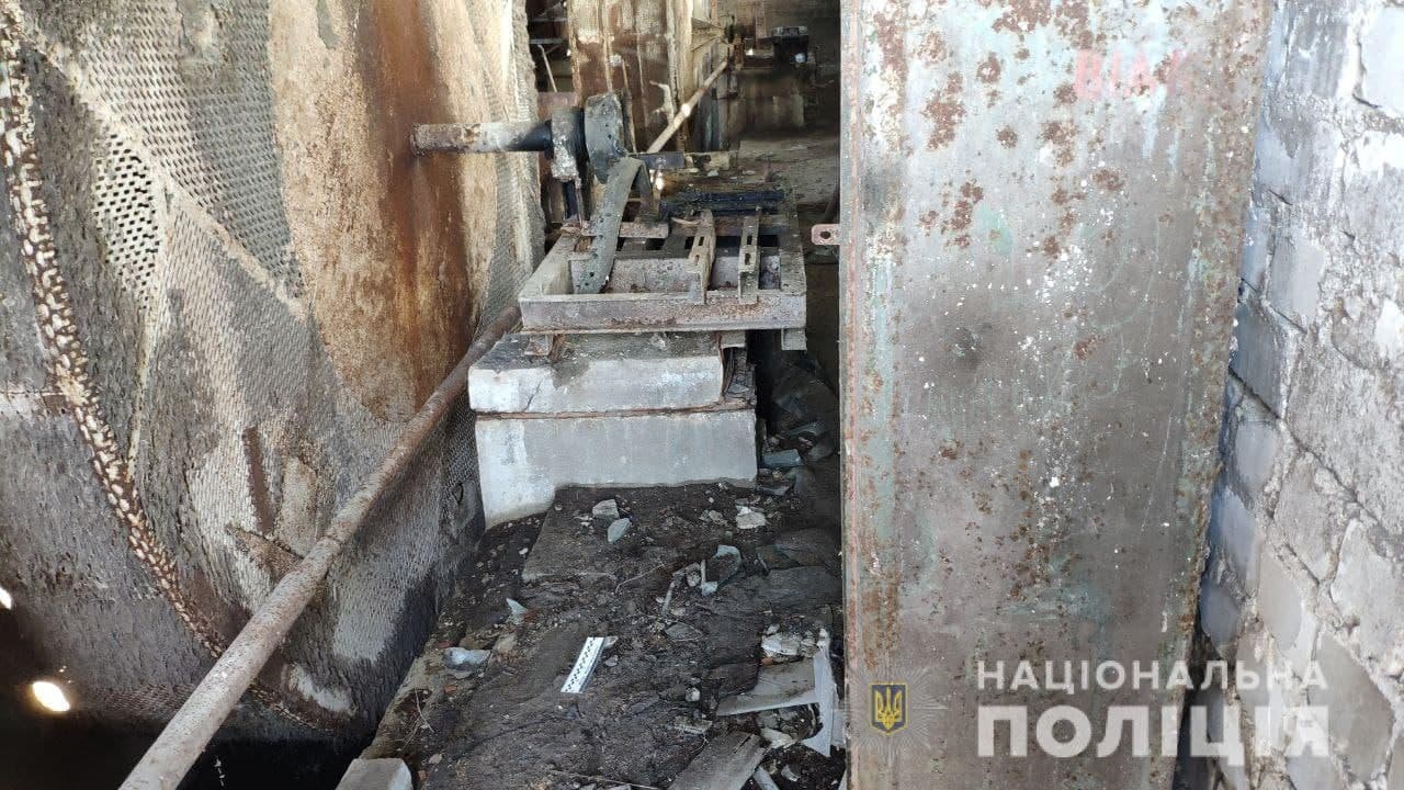 Поліція Рівненщини викрила трьох місцевих жителів на крадіжці виробничого обладнання Поліція Рівненщини викрила трьох місцевих жителів на крадіжці виробничого обладнання