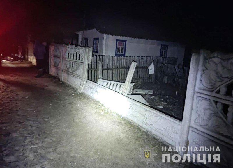 На Рівненщині мотоцикліст врізався в бетонну огорожу приватного господарства