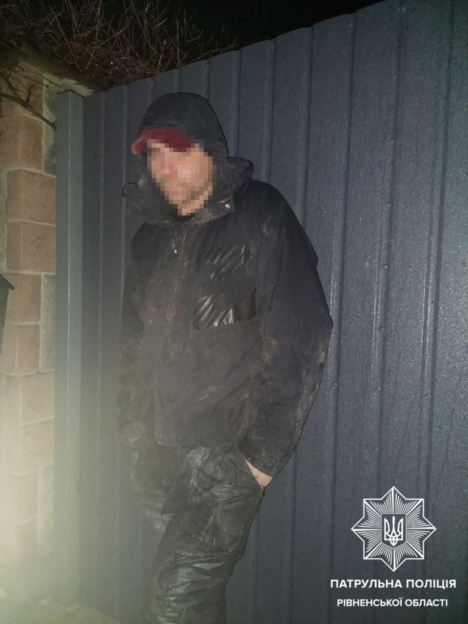 У Рівному  патрульні зловили крадія “на гарячому”