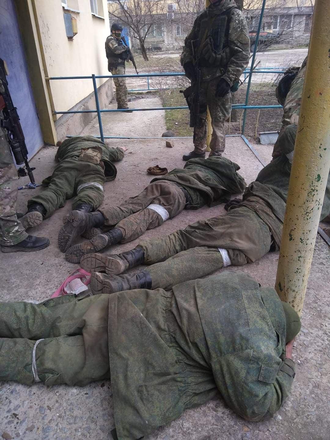 У боях за Щастя українці захопили російських полонених