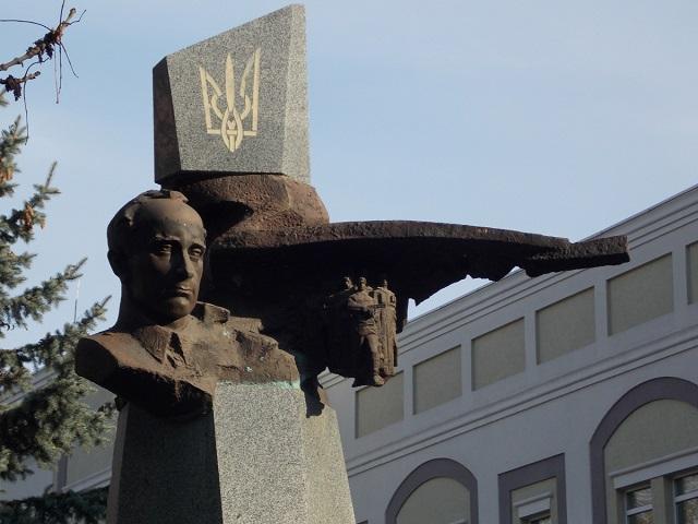 У Рівному вшанують командира УПА та начальника штабу Армії УНР