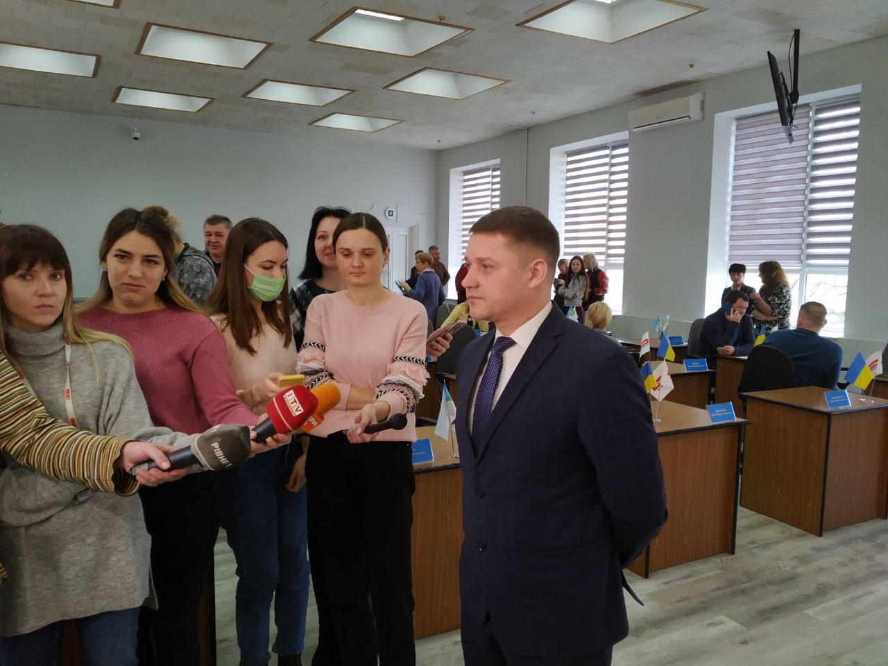 Міський голова Рівного закликав містян долучатися до територіальної оборони