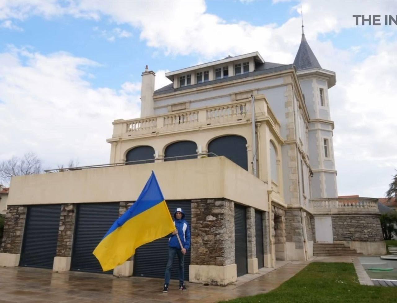 Французький активіст проник на віллу дочки путіна