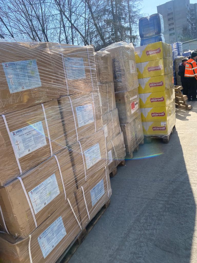 Понад 400 вантажів з гуманітарною допомогою отримала Рівненщина