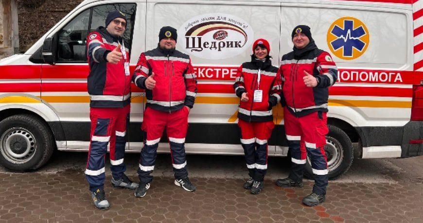 Медики Рівненщини підтримують ЗСУ і морально, і матеріально Медики Рівненщини підтримують ЗСУ і морально, і матеріально