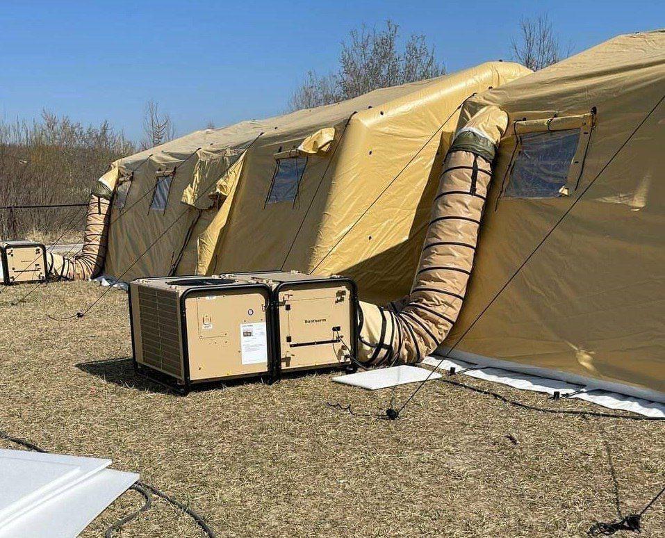 На Львівщині розгорнули ще один польовий госпіталь На Львівщині розгорнули ще один польовий госпіталь