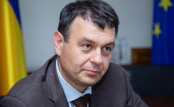Гетьманцев повідомив скільки авто українці розмитнили безкоштовно