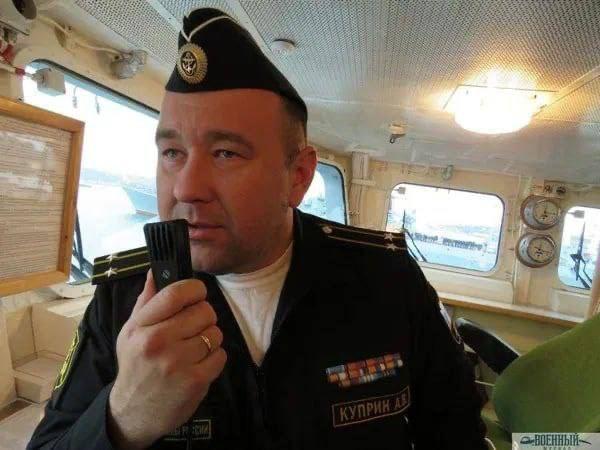 Капітан крейсера «Москва» пішов на дно разом із кораблем Капітан крейсера «Москва» пішов на дно разом із кораблем