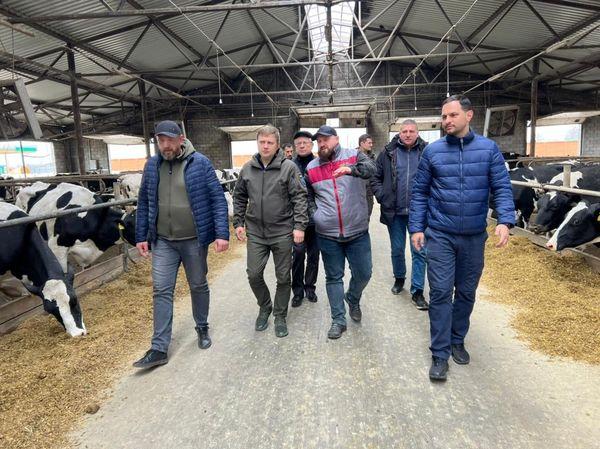 Коваль на фермі Воловікова