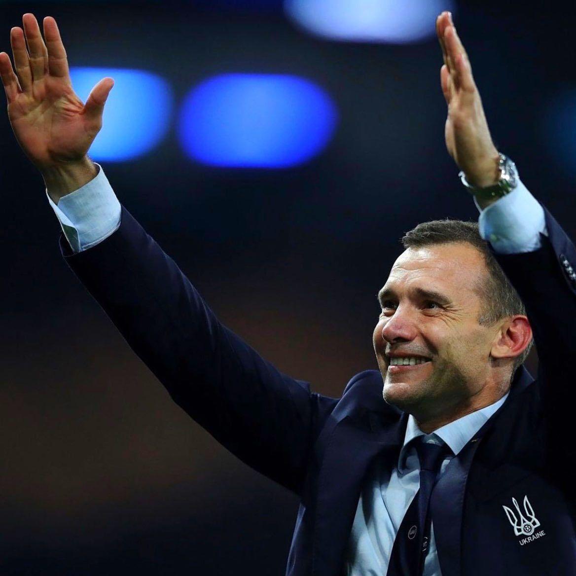 Андрій Шевченко розповів, куди мама та сестра виїхали з України