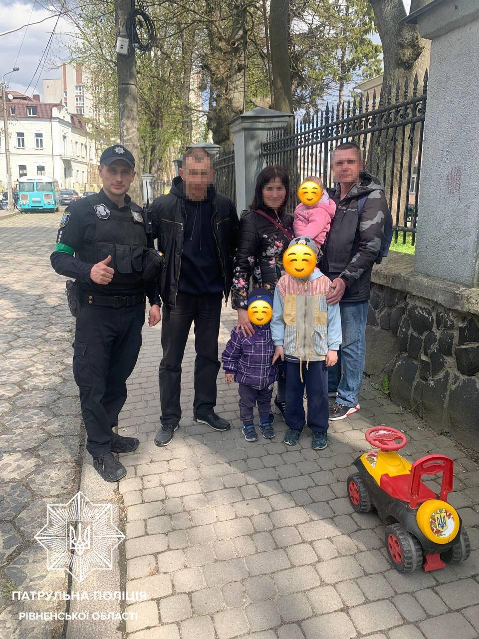 У Рівному патрульні знайшли 2-річного хлопчика