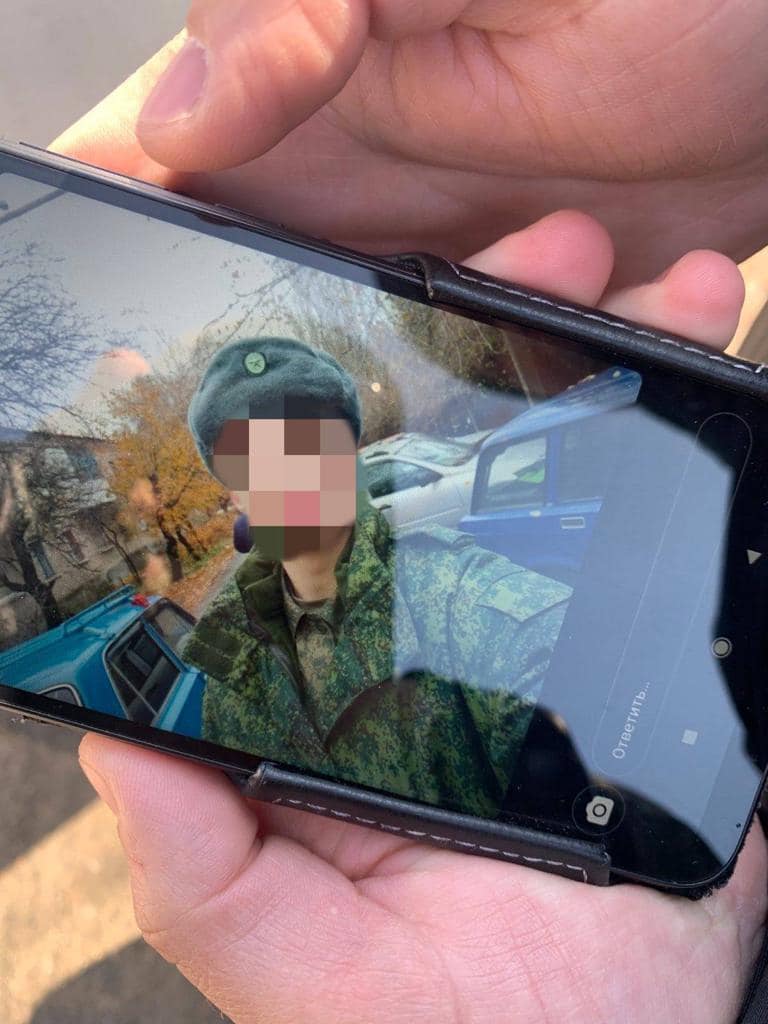 Хотіла поїхати до сина, який служить окупантам, а потрапила до українських силовиків