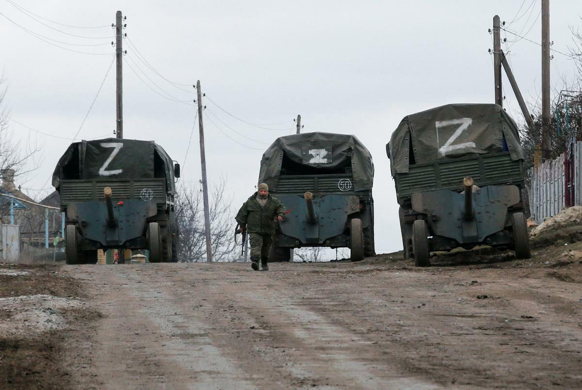 На Луганщині окупанти посилають жінок “шпигувати”, погрожуючи розстріляти їхніх дітей