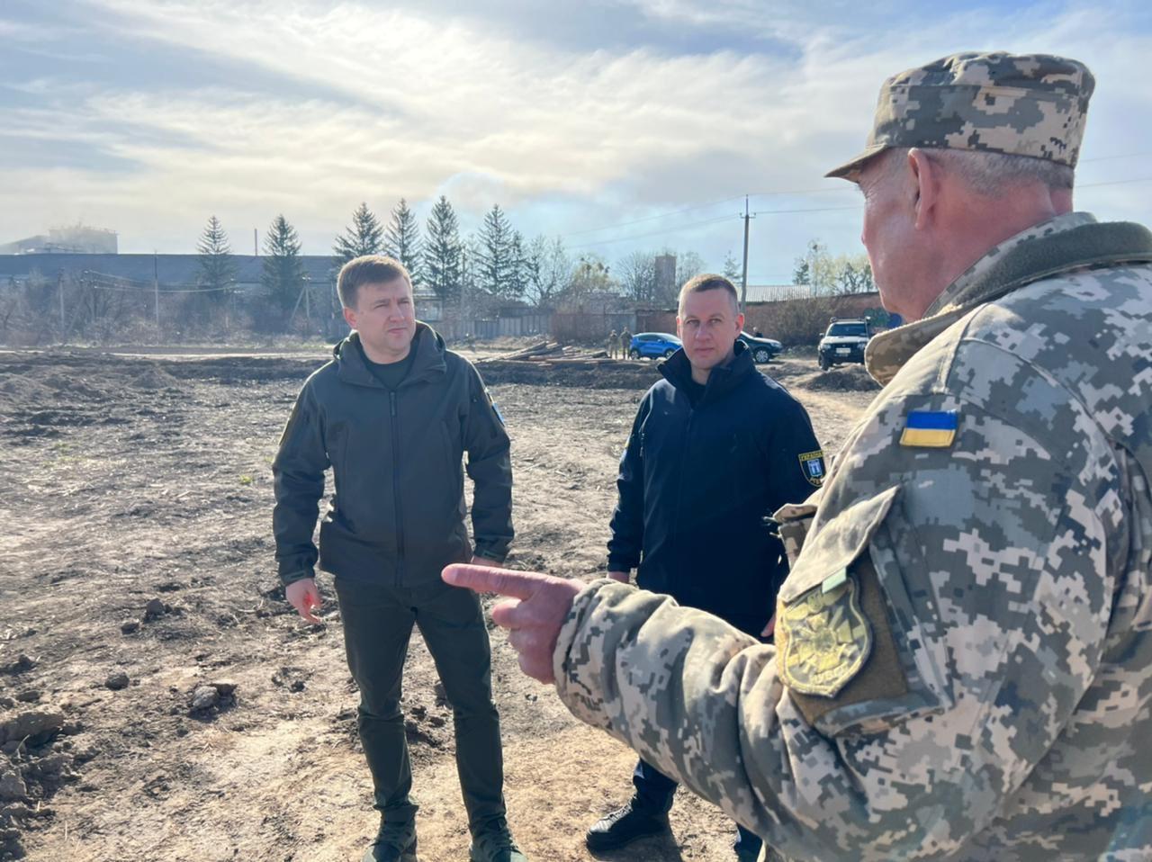 Довкола Рівного спорудили протитанкові рови