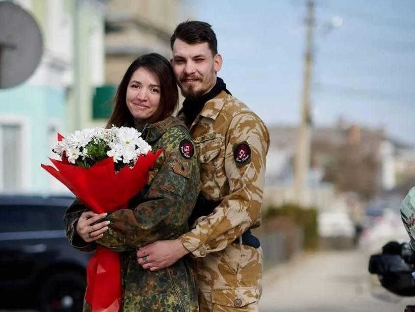 На Рівненщині під час війни одружуються не тільки мешканці області