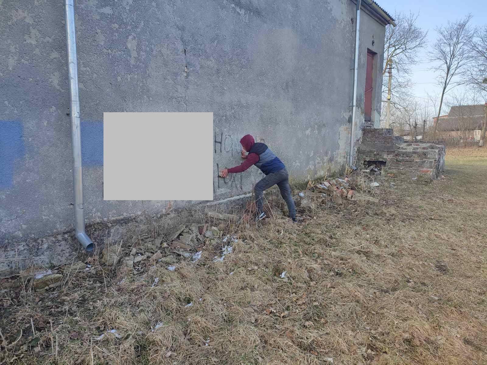 На Здолбунівщині вандала затримали “на гарячому”