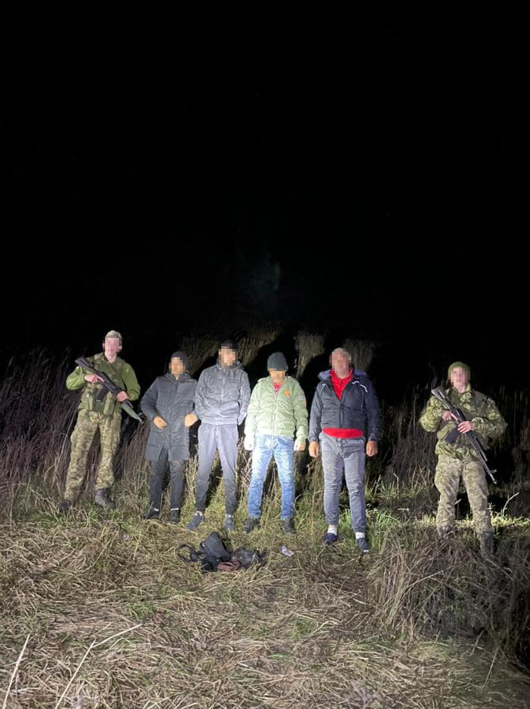 На Закарпатті прикордонники затримали майже сотню чоловіків-ухилянтів