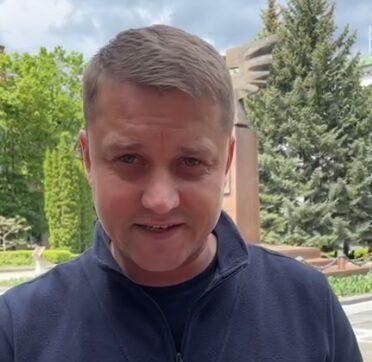 Очільник Рівного в День Героїв оголосив Благодійний аукціон на потреби ЗСУ (відео)