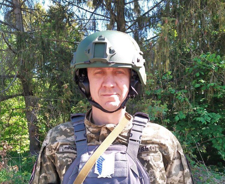 Викладач із Острозької академії служить у ЗСУ і читає лекції з фронту