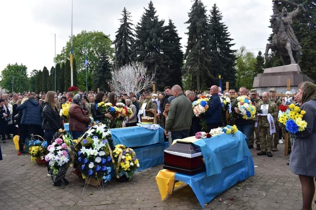 Дубенщина прощалася відразу з чотирма своїми синами