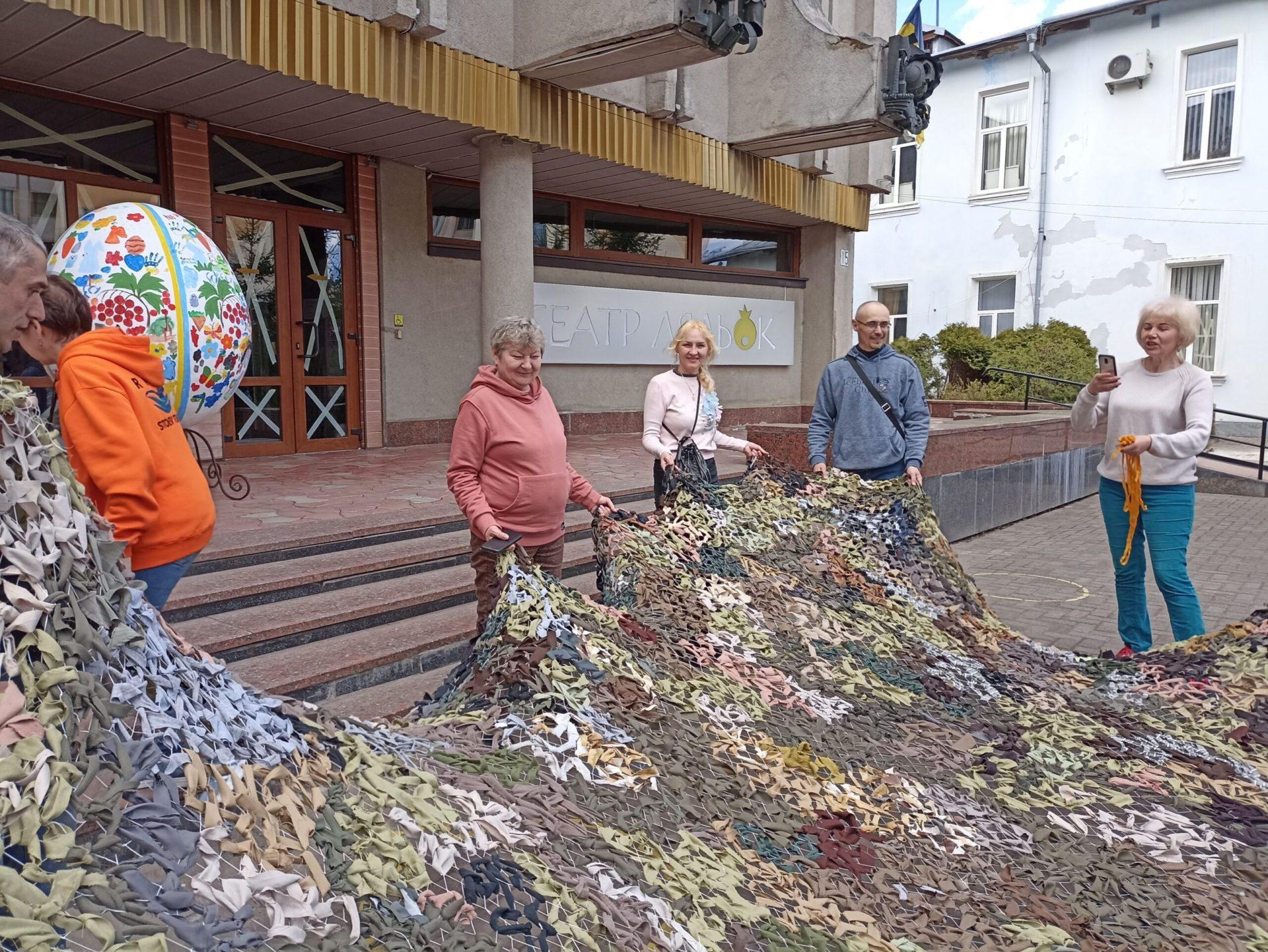 Нестримне бажання до героїчного спротиву проявляють жителі Рівного