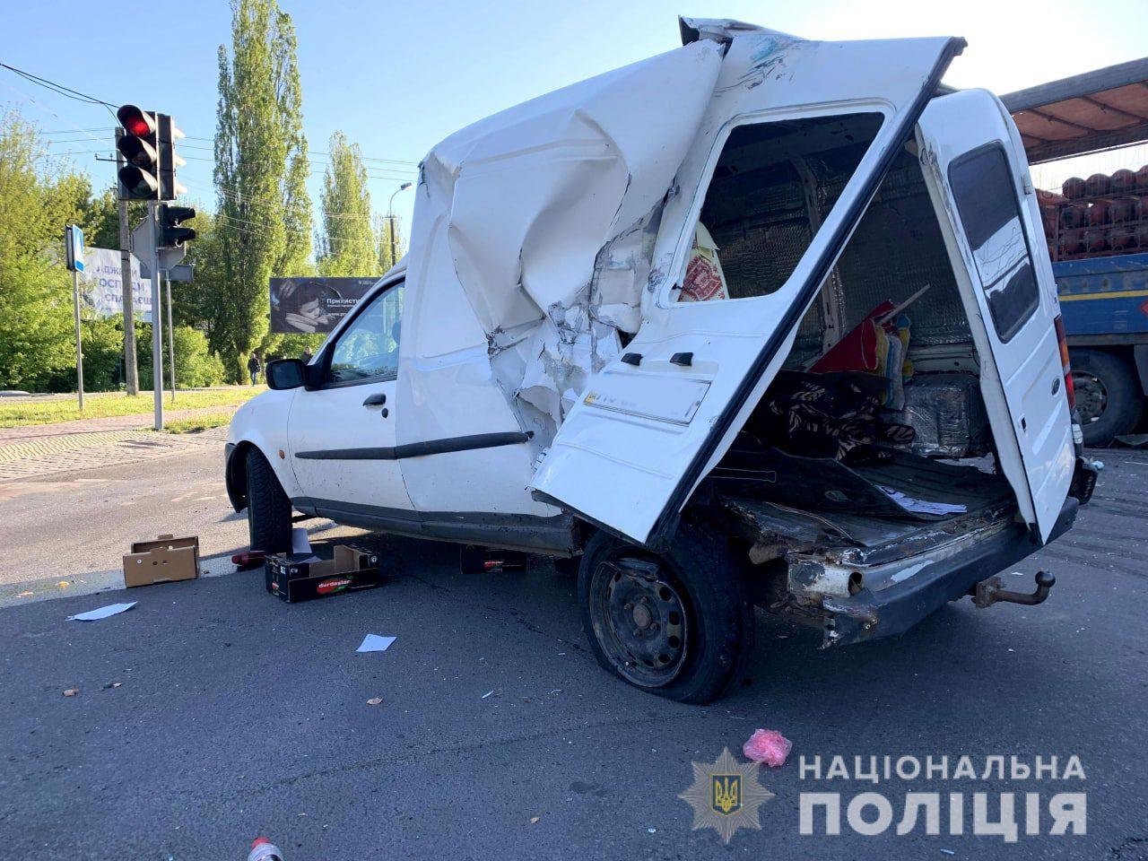 У Рівному сталася ДТП за участю чотирьох транспортних засобів