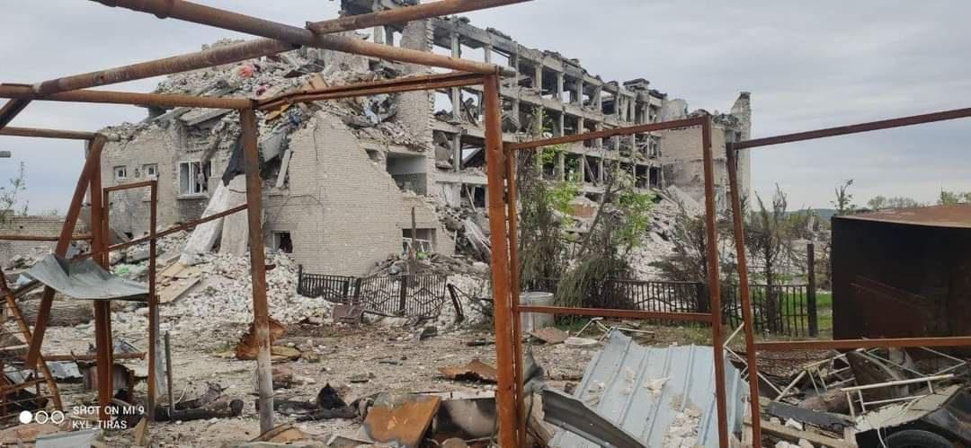 Упродовж 2 травня росіяни 25 разів відкривали вогонь по житлових масивах Луганщини