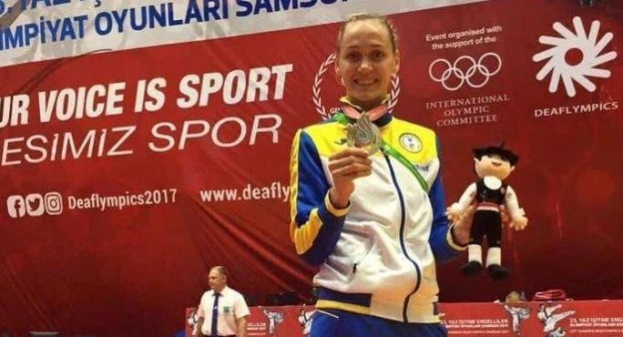 Рівнянка виборола «золото» на Дефлімпійських іграх